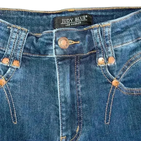 Judy Blue Simmer Down Straight Leg Cropped size 5/27 - Picture 4 of 9